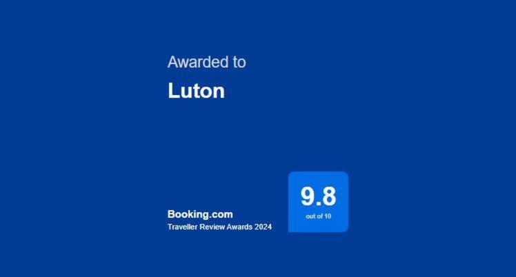 Luton Apartment บานโจเล ภายนอก รูปภาพ