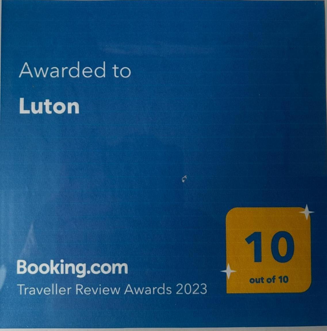 Luton Apartment บานโจเล ภายนอก รูปภาพ